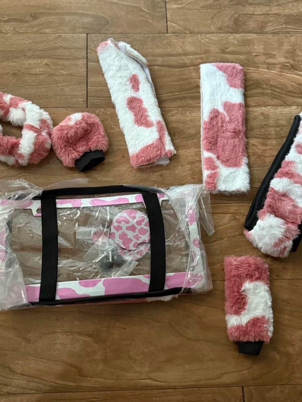 Pink & White Fuzzy Accessory Set